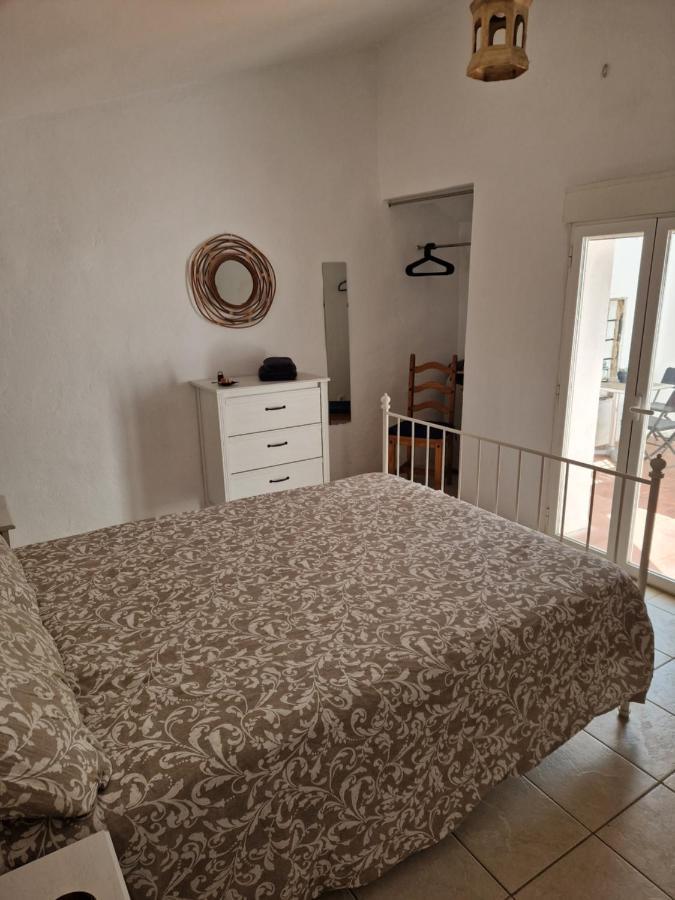 Casa De La Familia - Appartement 바사 외부 사진